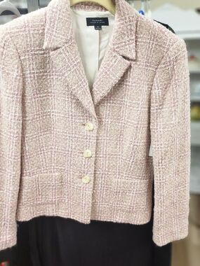Tahari Blush Pink Tweed Cropped Blazer